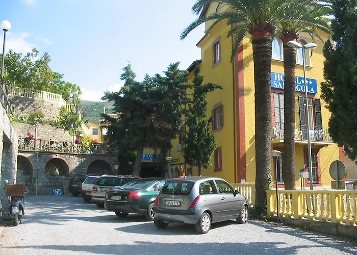 San Nicola Lägenhetshotell Alassio